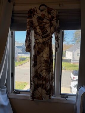 Neutral Brown Floral Long-Sleeve Maxi Dress - size 40/ 8